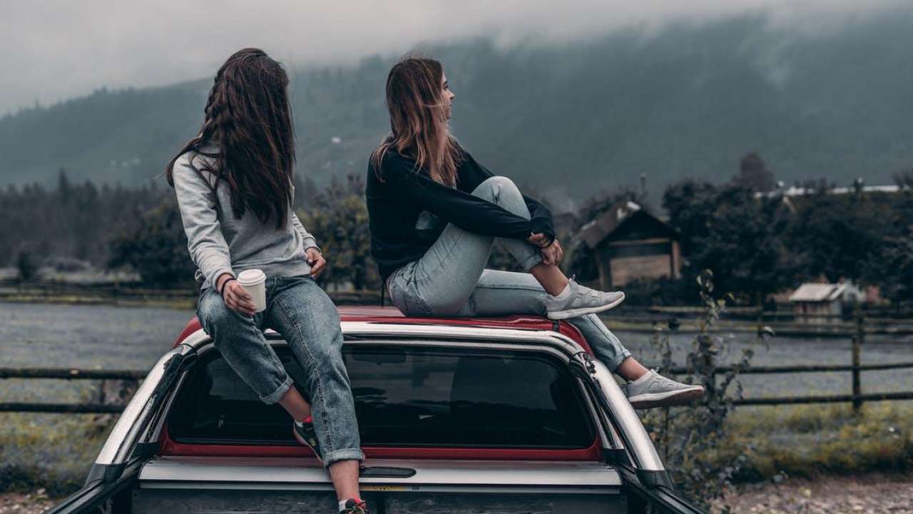 7 Necessary Road Trip Essentials You Need To Be Packing