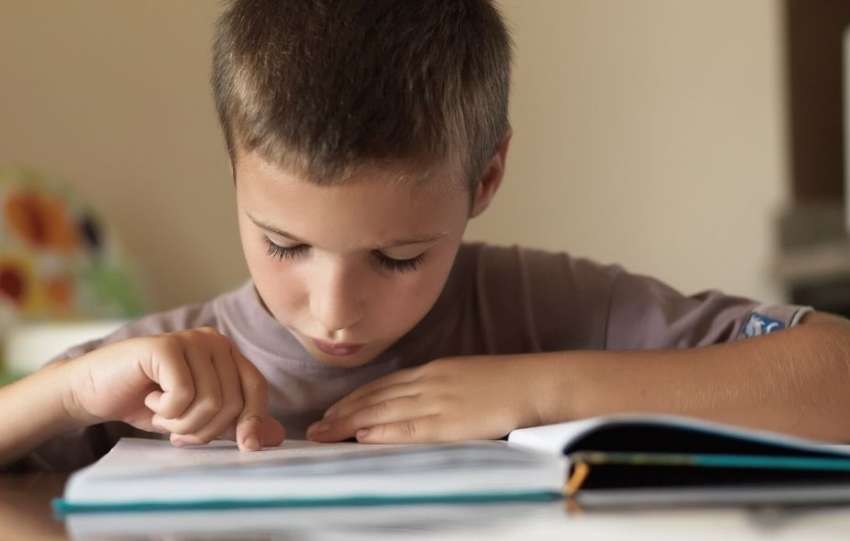 How To Know If Your Child Is Struggling With Reading
